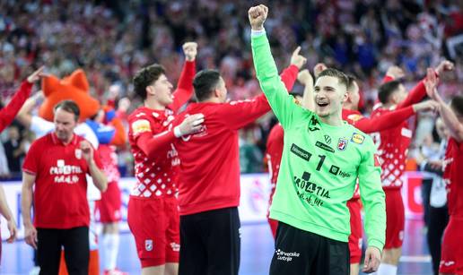 Sigurdsson napravio jednu promjenu. Kuzmanović: Mladi će sad preuzeti moje dužnosti