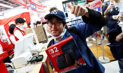 FOTO Svi su ludi za Nintendom: Switch 2 srušio rekord prodaje