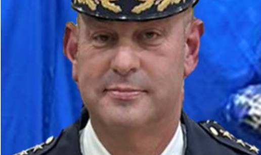 Prljavi Farley: Policajac vršio nuždu na podu postaje, Viagru podmetao kolegama, skidao se