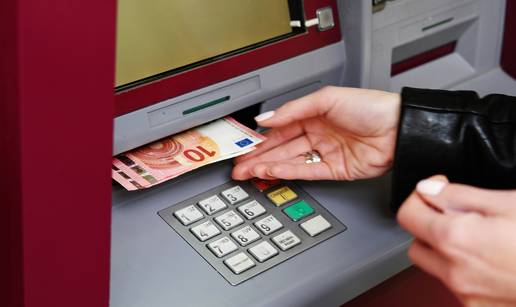 Jednom tjedno podignite novac s bankomata i tako uštedite