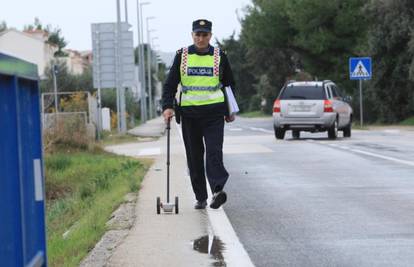 Autom udarila djevojčicu (10) koja je prelazila preko zebre