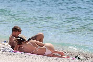Split: Kupači na novoj plaži Žnjan