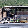 Detalji nesreće s A1: Ukupno 21 ozlijeđeni. Jedan bus iznenada skrenuo i udario u ogradu?