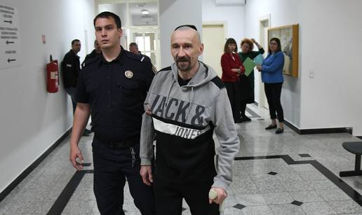 Ubojica iz  Daruvara razbio mu je flašu na glavi: 'Razrezao mi ruku, imao sam šest šavova'