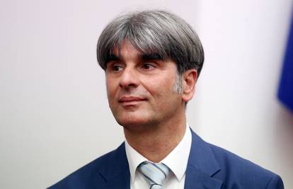 Najdugovječniji gradonačelnik osvojio je još jedan mandat: Na čelu Krka je od 1993. godine...