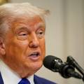 Donald Trump: 'U ponedjeljak ću razgovarati s Zelenskim i Putinom o zaustavljanju rata...'
