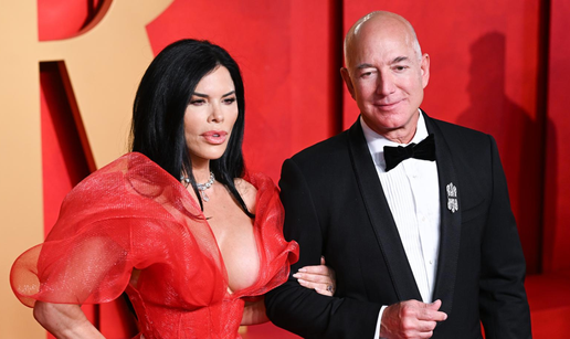FOTO Lauren Sanchez iznenadila fotkom: Ovako je prije izgledala