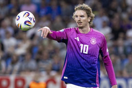 UŽIVO Strani transferi: Stuttgart izuo 'iz cipela' Bayern. Izvisili astronomsku cijenu za Nijemca